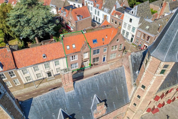 Foto 2 van Korte Burg 13