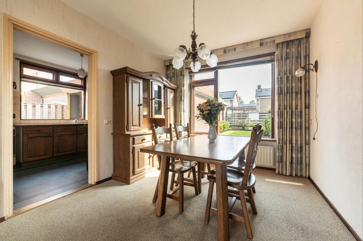 Hoekwoning te koop: Jasmijnstraat 21, Beneden-Leeuwen
