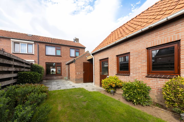 Hoekwoning te koop: Jasmijnstraat 21, Beneden-Leeuwen