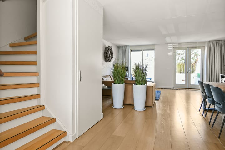 Tussenwoning te koop: Wittenburg 31, Hoofddorp