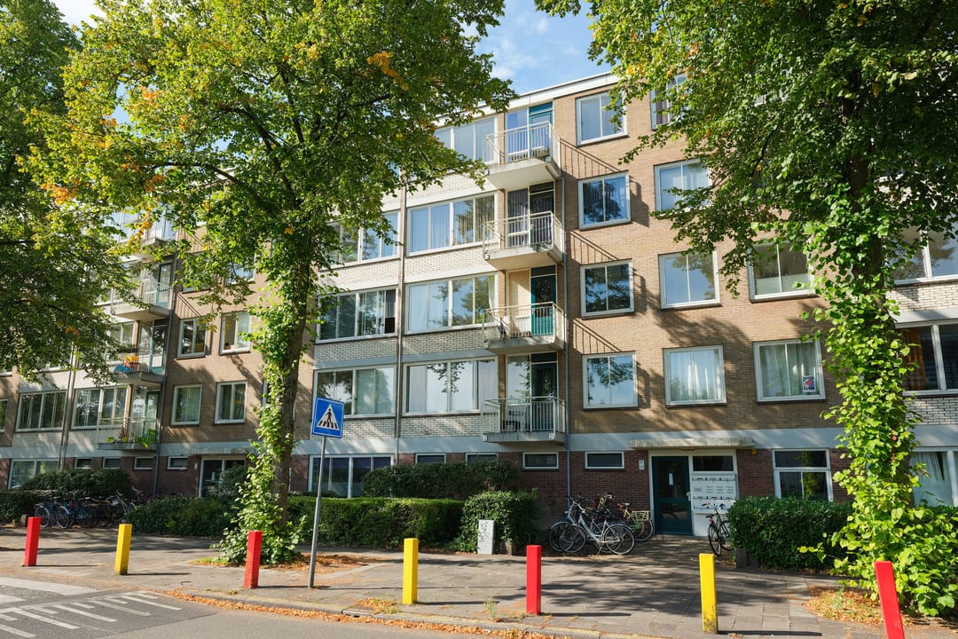 Photo 1 of Van Bijnkershoeklaan 77