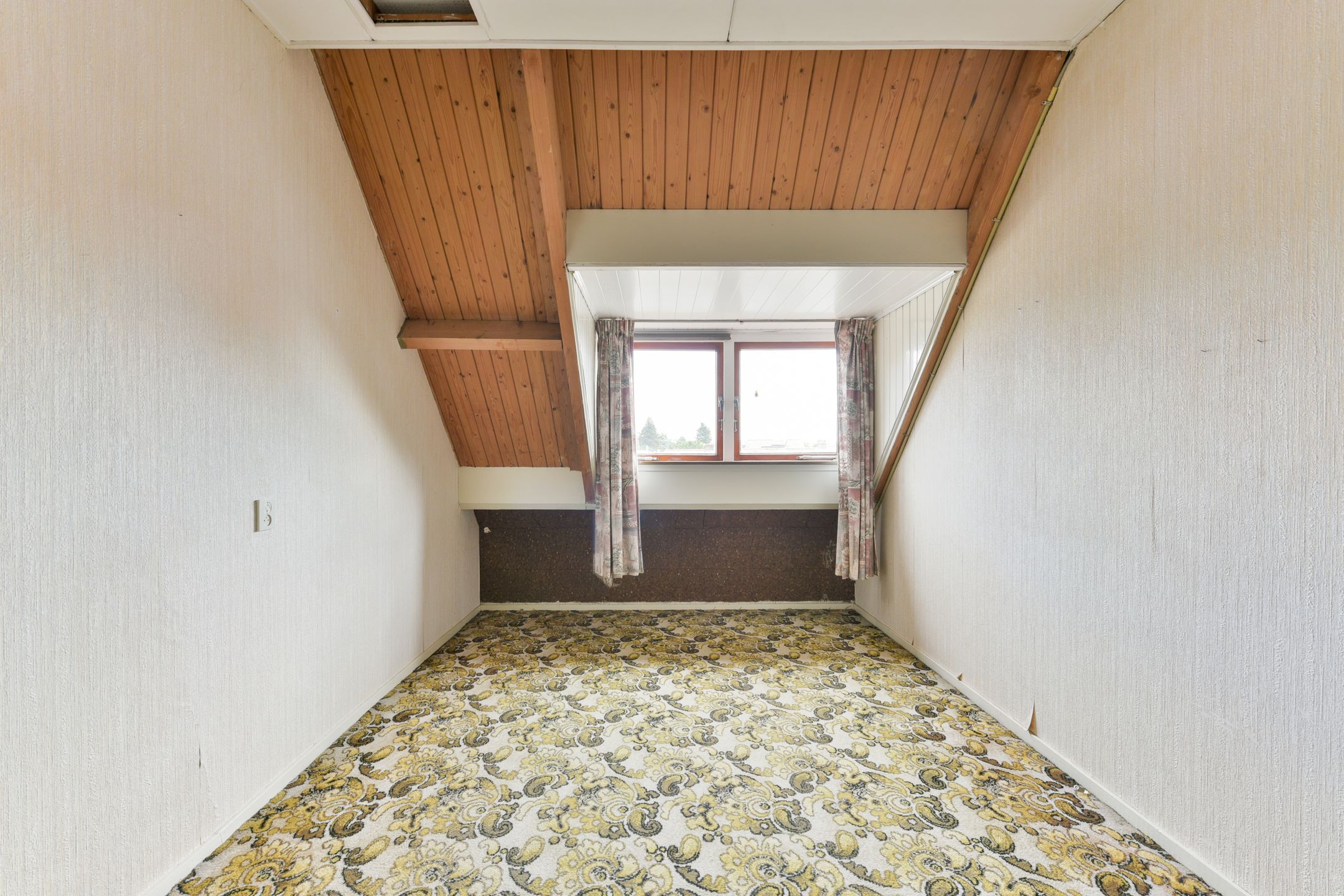 Photo 36 of Arie van de Heuvelstraat 39