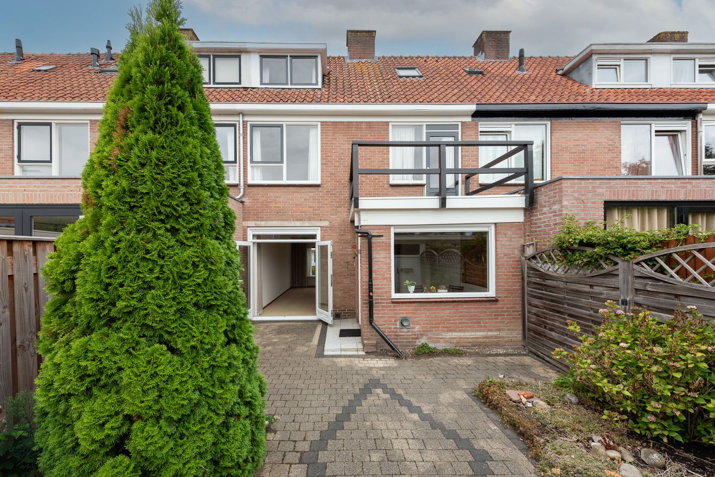 Photo 20 of Arie van de Heuvelstraat 39