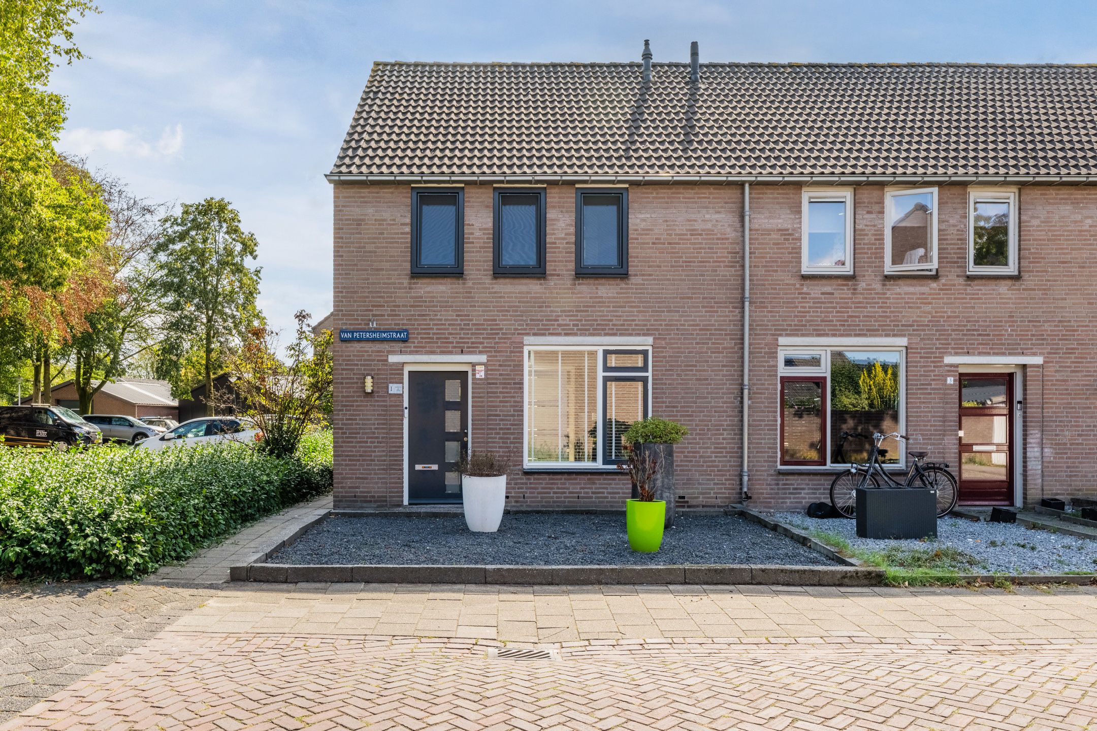 van Petersheimstraat 1 