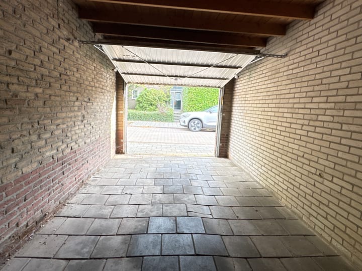 Photo 4 of Averkampstraat 64G