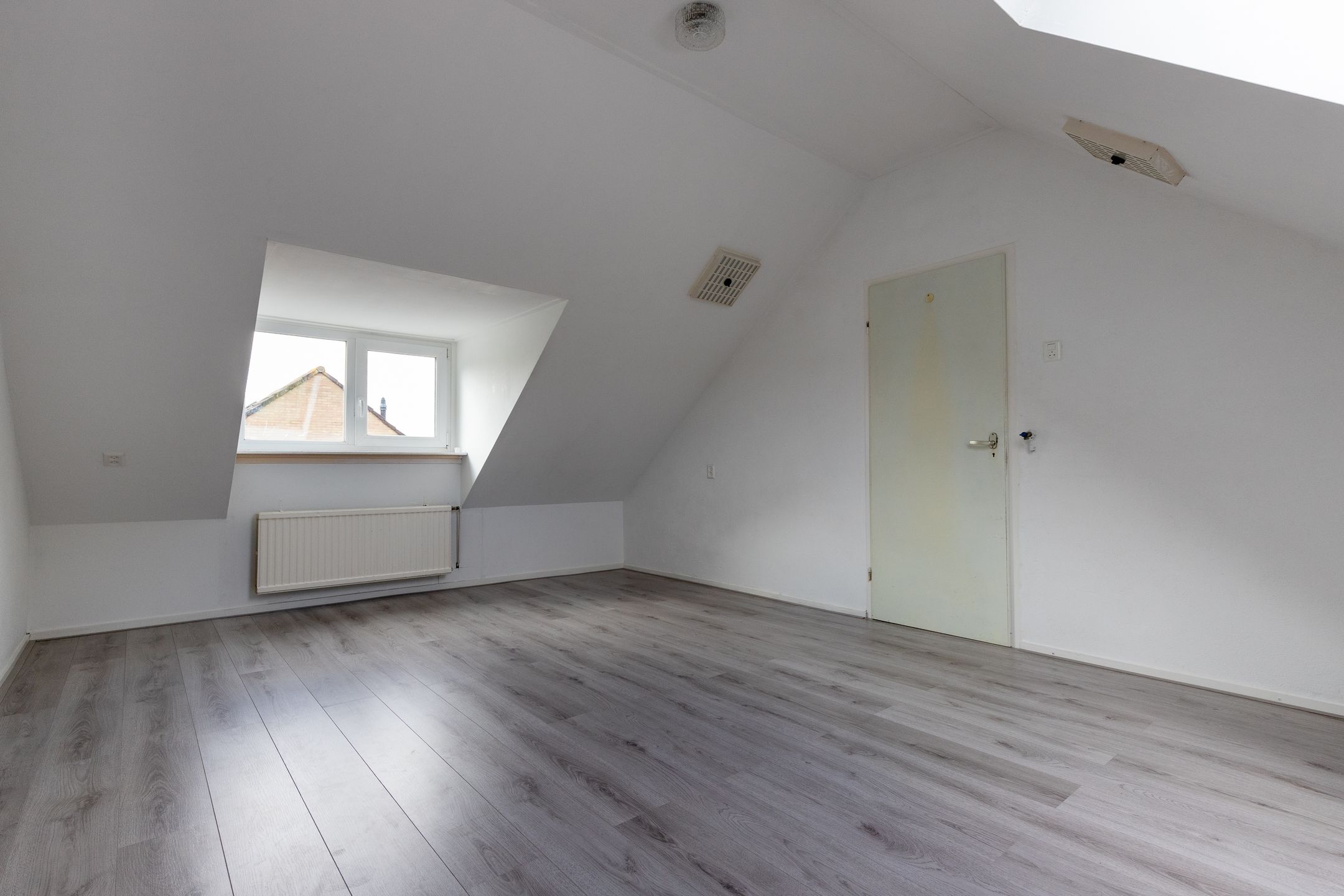 Photo 33 of Aquamarijnstraat 11