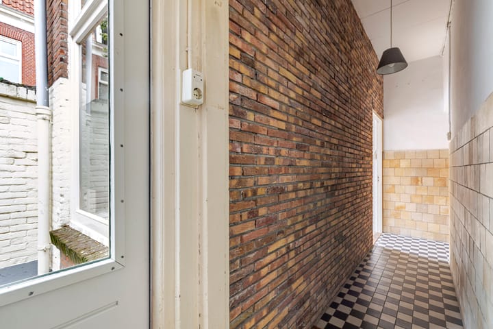 Tussenwoning te koop: Oudwijkerdwarsstraat 71, Utrecht