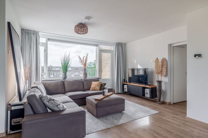 Appartement te koop: Ameland 64, Utrecht