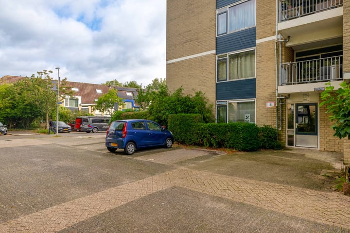 Appartement te koop: Ameland 64, Utrecht