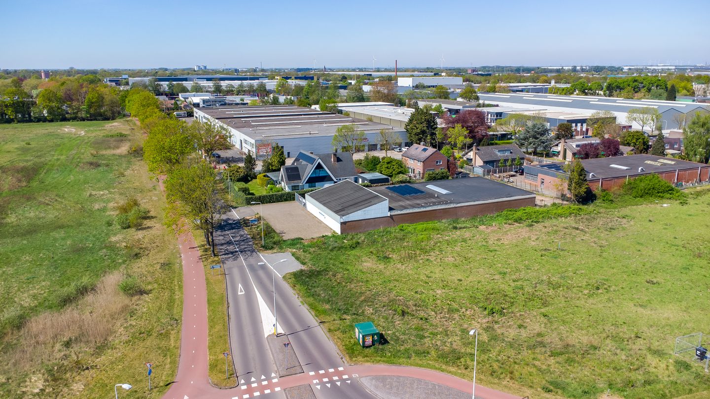 Bekijk foto 3 van Rucphensebaan 57
