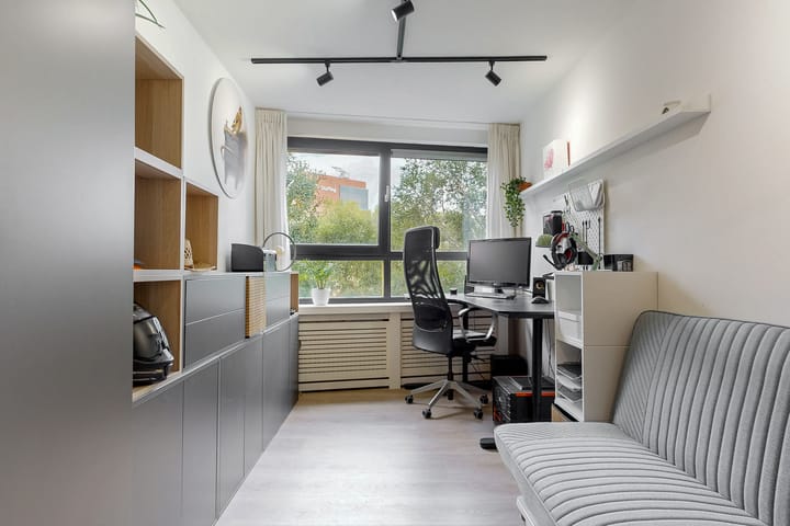 Appartement te koop: Marga Klompéhof 67, Almere