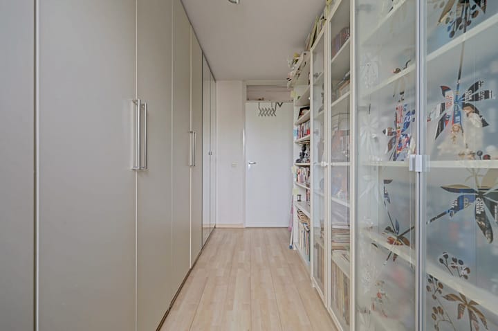 Tussenwoning te koop: Geldropstraat 9, Almere