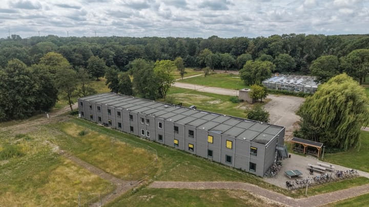 De Drieslag 1-H, Dronten