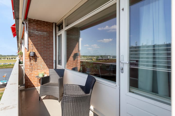 Appartement te koop: Titus Brandsmastraat 87, Breukelen