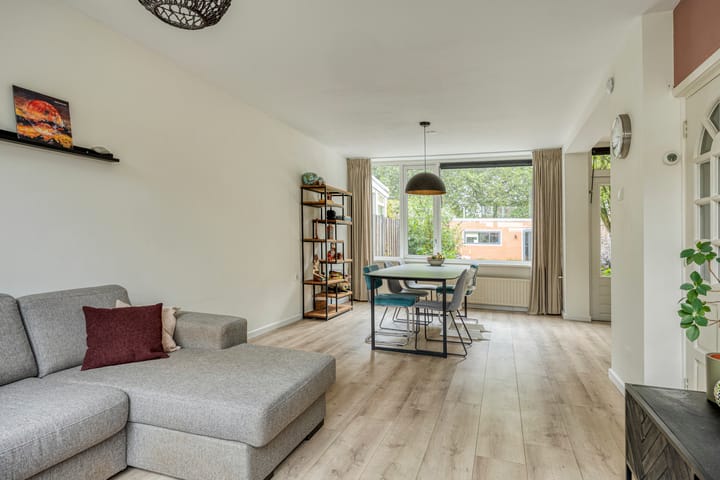 Tussenwoning te koop: Jacq Perkstraat 12, 'S-Hertogenbosch