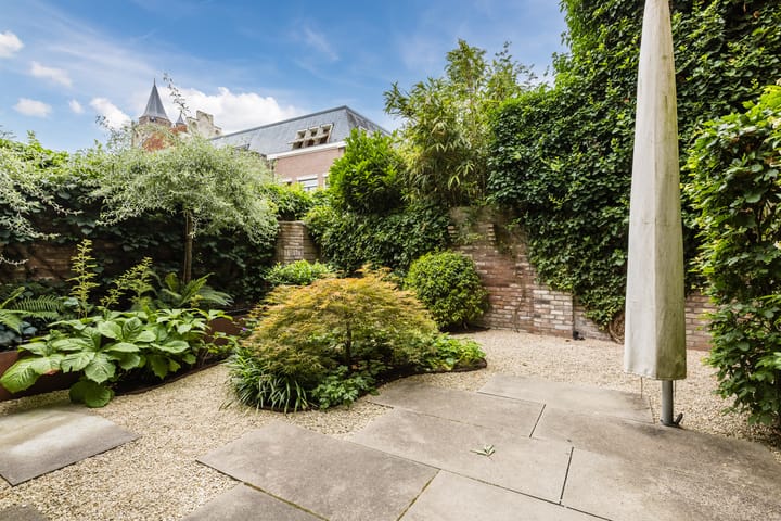 Tussenwoning te koop: Zusterstraat 4, Gorinchem