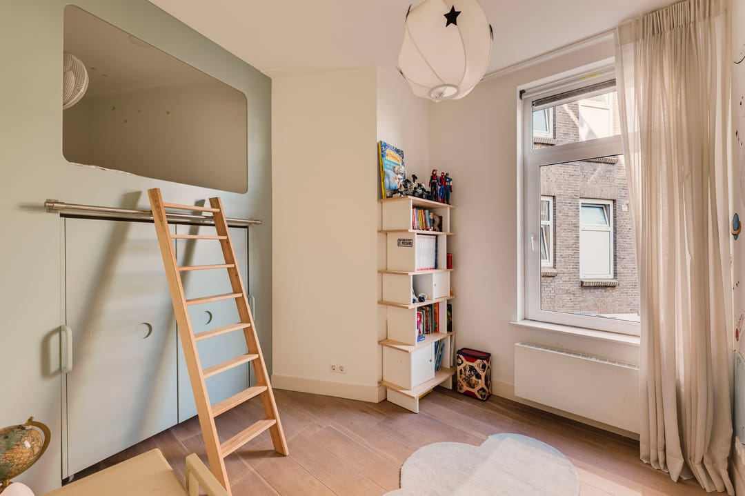 Foto 43 van Sluisstraat 64-H