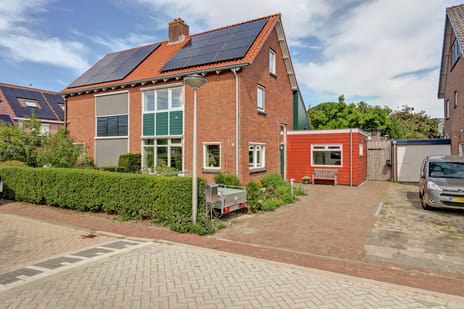 Laantje van Van Iperen thumbnail