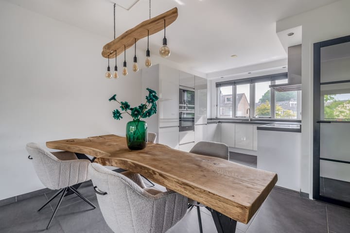 Woning te koop: Karveel 1, Brielle
