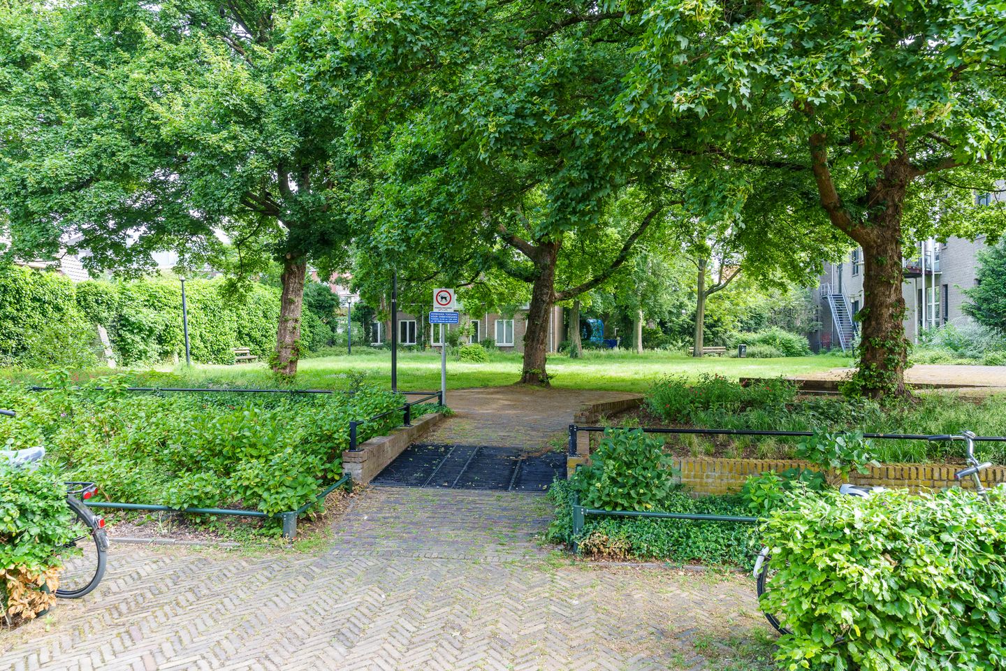 Foto 40 van Duikerstraat 14-BS