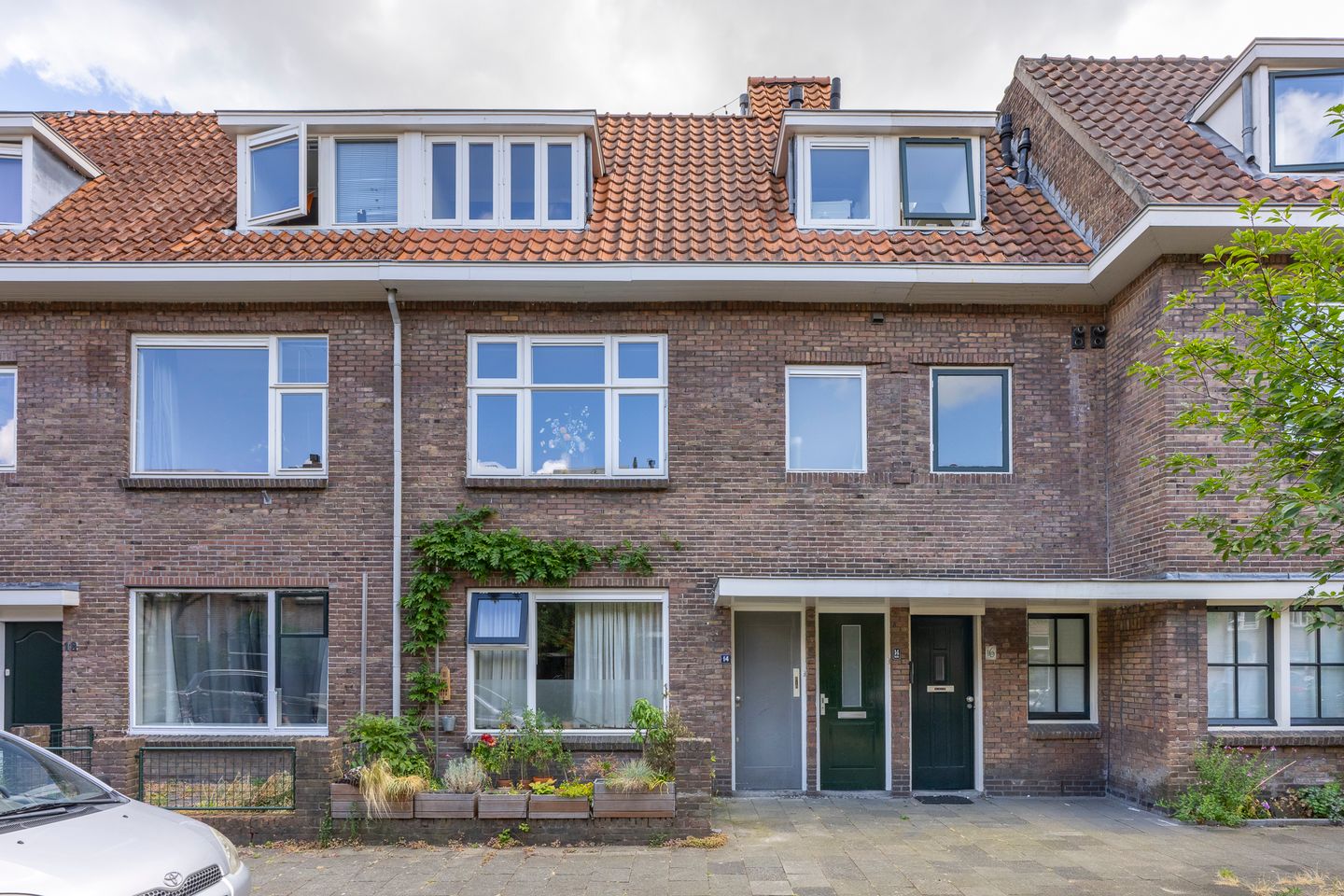 Foto 1 van Duikerstraat 14-BS