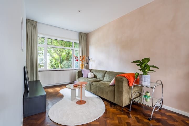Tussenwoning te koop: kazernelaan 11, Weert
