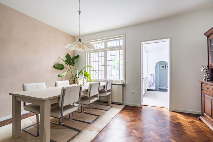 Tussenwoning te koop: kazernelaan 11, Weert