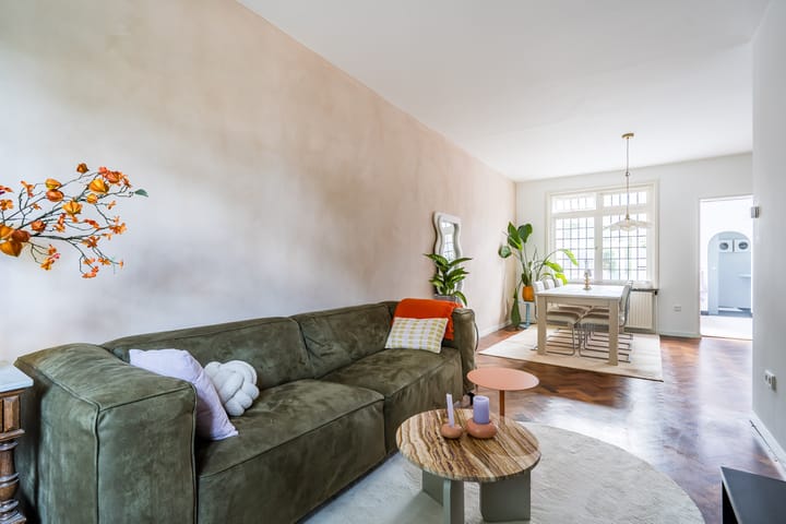 Tussenwoning te koop: kazernelaan 11, Weert