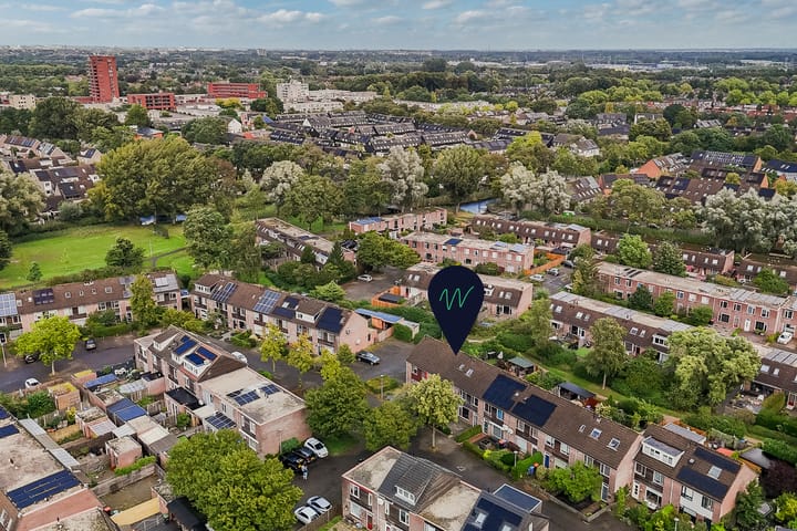 Tussenwoning te koop: Luzacware 36, Zwolle