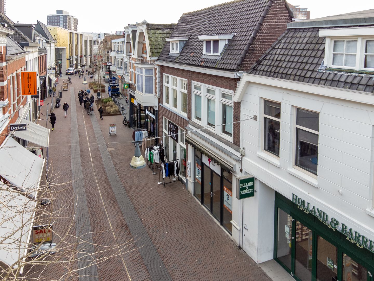 View photo 2 of De Heurne 15-A
