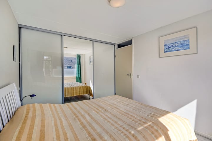 Tussenwoning te koop: Kruiszwin 3107, Julianadorp