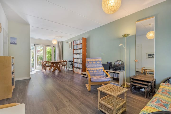 Tussenwoning te koop: Kruiszwin 3107, Julianadorp