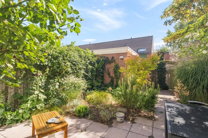 Tussenwoning te koop: Kruiszwin 3107, Julianadorp