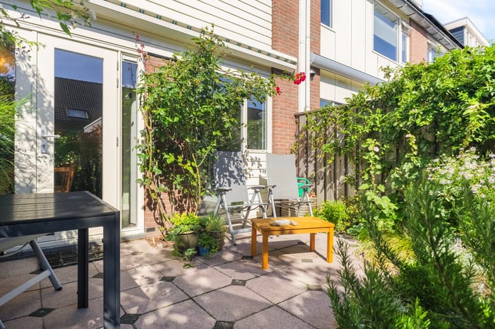 Tussenwoning te koop: Kruiszwin 3107, Julianadorp