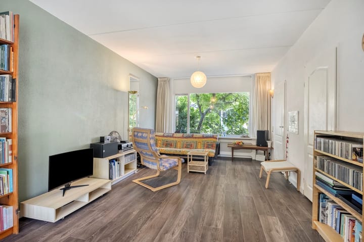 Tussenwoning te koop: Kruiszwin 3107, Julianadorp