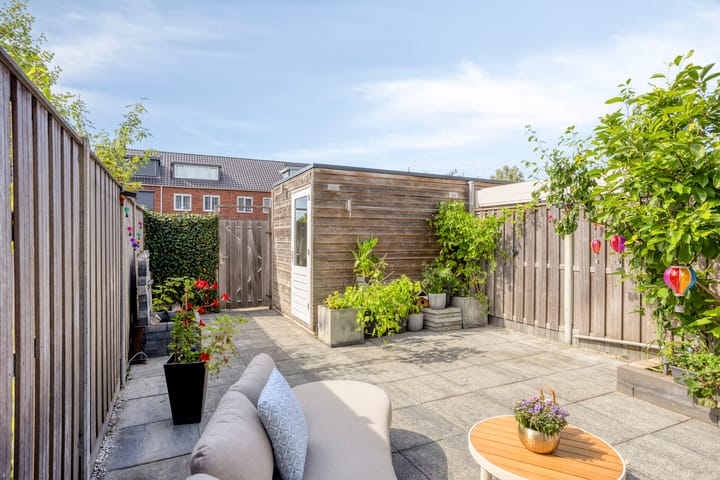 Tussenwoning te koop: Cantharellaan 3, Vleuten