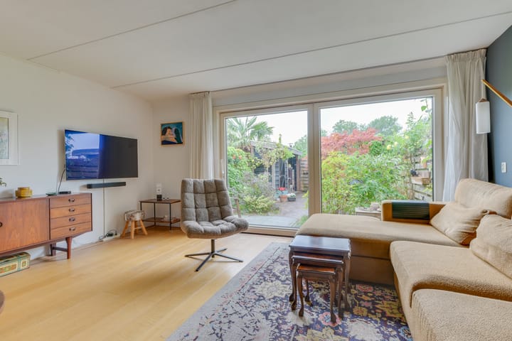 Tussenwoning te koop: De Uitspanning 48, Blokker