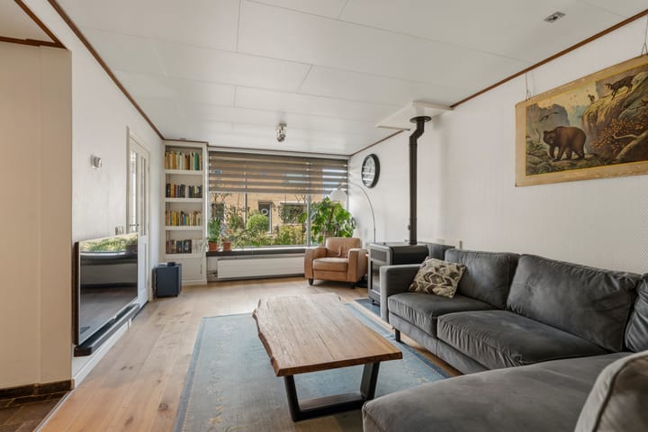 Tussenwoning te koop: Anna Vaecstraat 21, Bemmel
