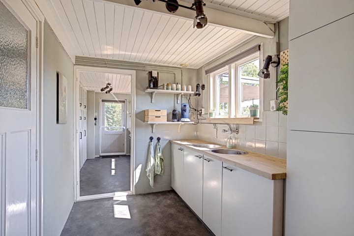 Twee-onder-één-kap te koop: Beatrixstraat 30, Hellouw