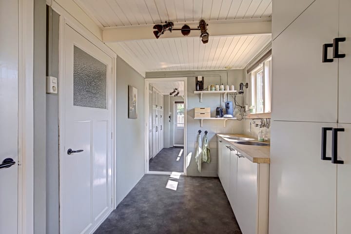 Twee-onder-één-kap te koop: Beatrixstraat 30, Hellouw