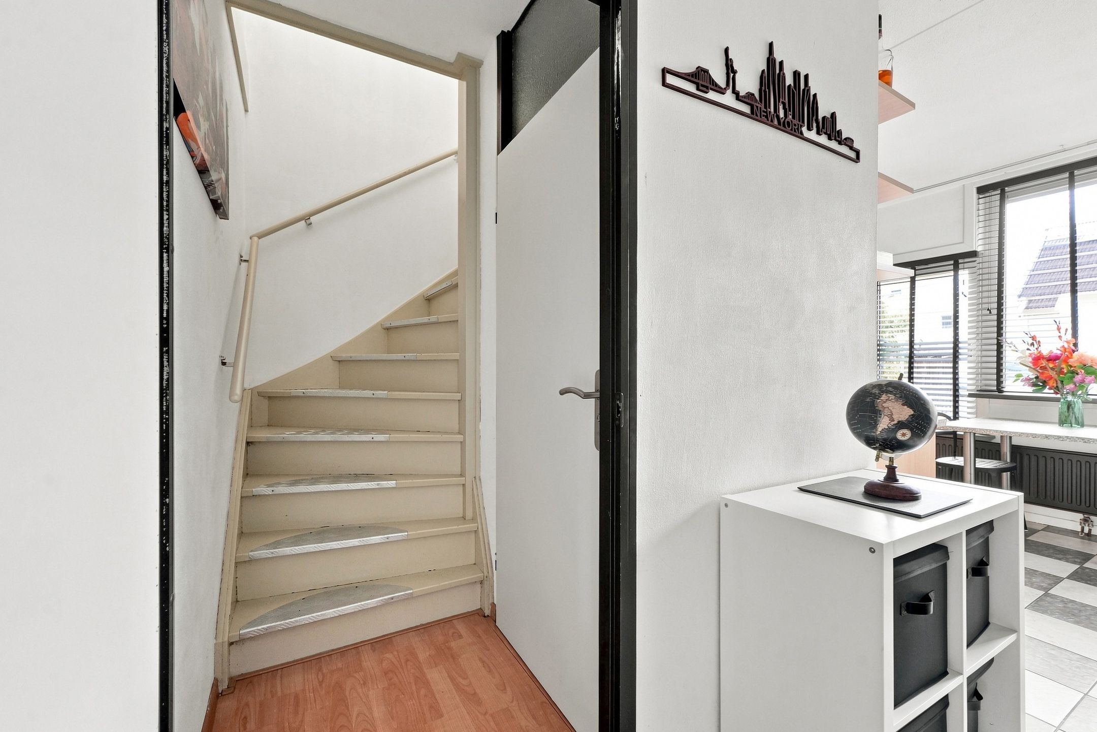 Photo 15 of Willem Arondeusstraat 54