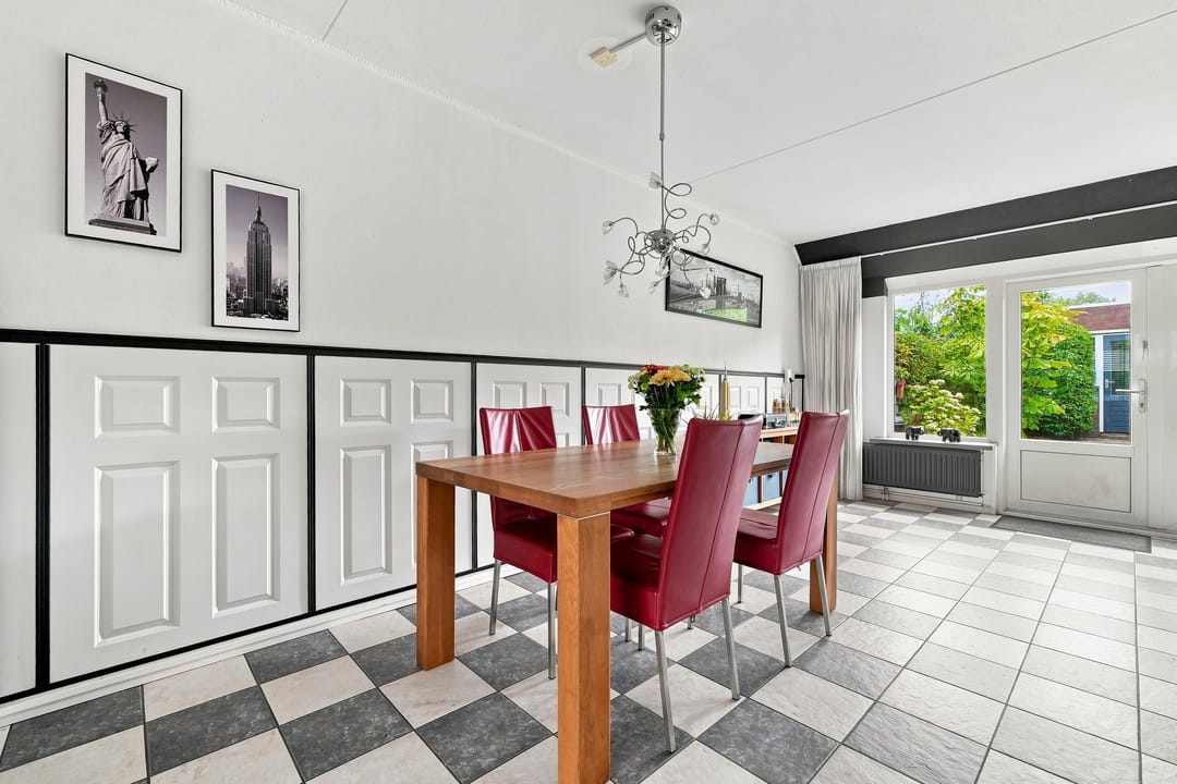 Photo 11 of Willem Arondeusstraat 54