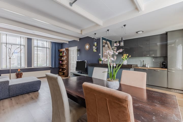 Tussenwoning te koop: Bleekersstraat 23, Zaandam