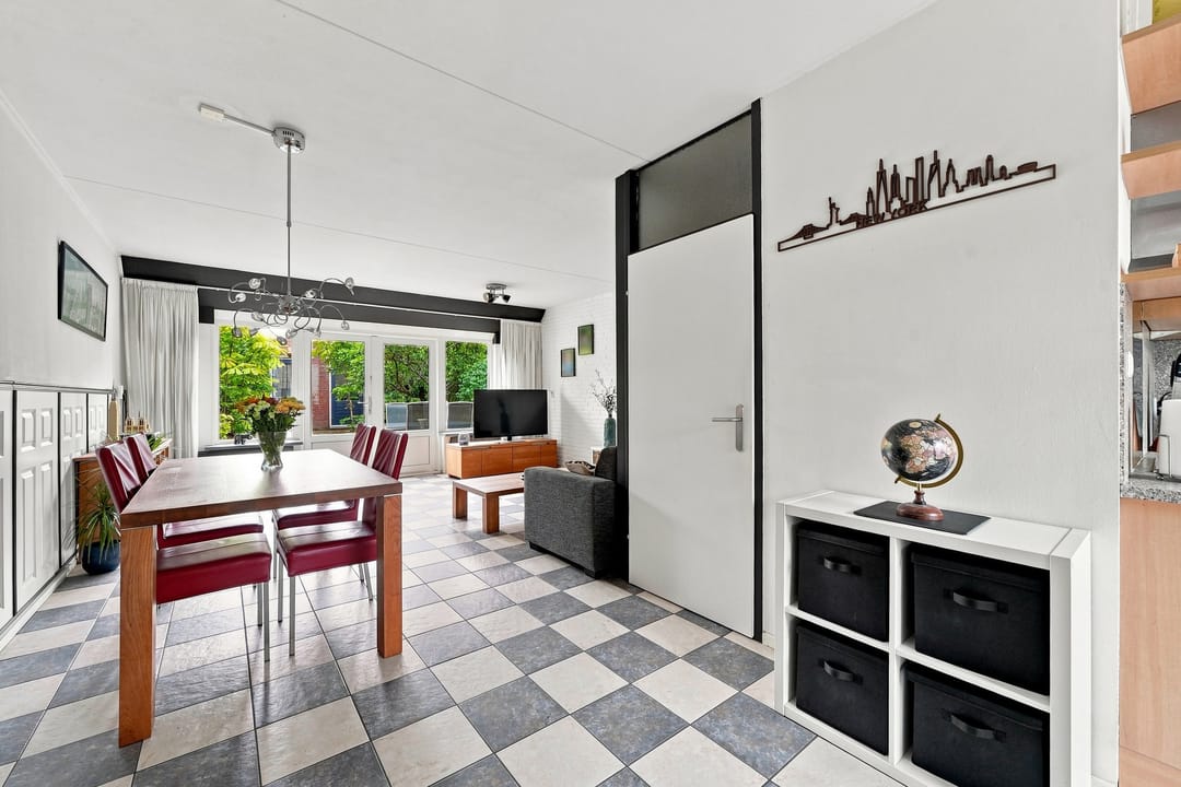 Photo 7 of Willem Arondeusstraat 54