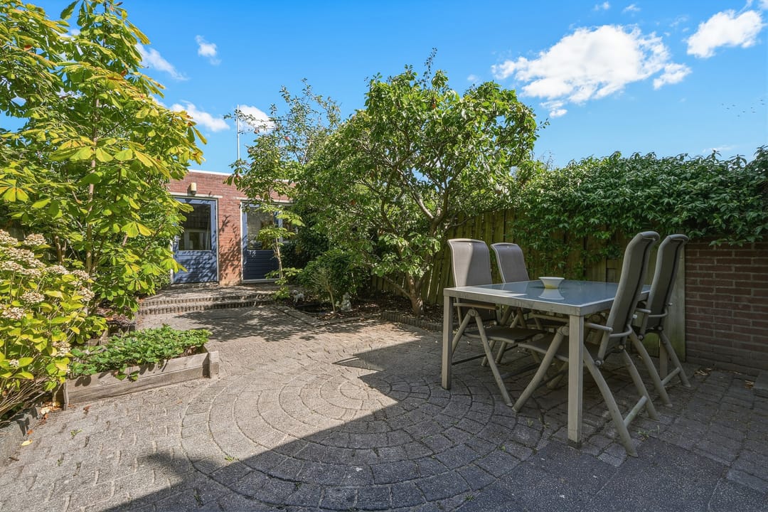 Photo 26 of Willem Arondeusstraat 54
