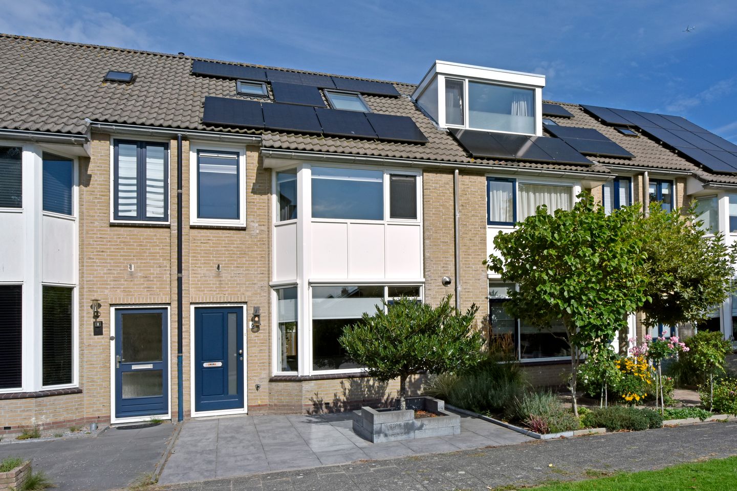 Foto 1 van W. Ontzigtstraat 6