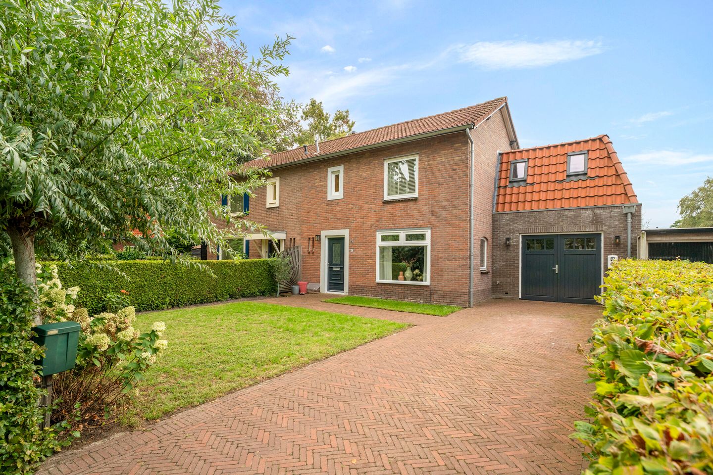 Photo 1 of Parallelweg 93