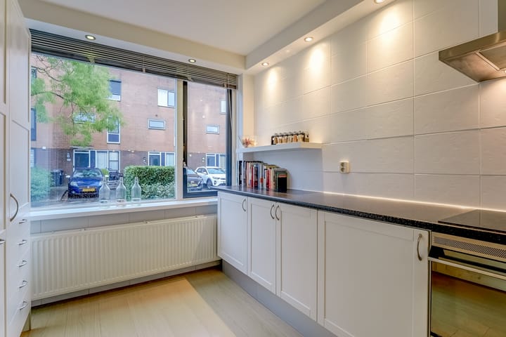 Tussenwoning te koop: Tigrisstraat 33, Purmerend