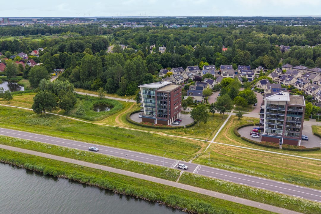 Foto 1 van Veldweg 18