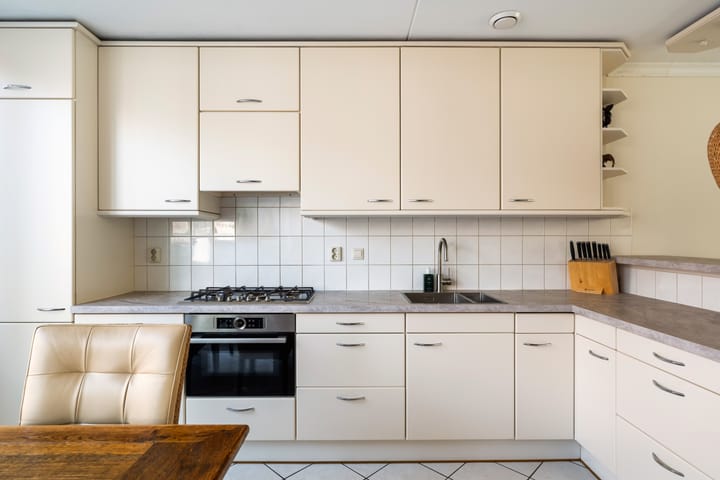 Tussenwoning te koop: Braziliëstraat 60, Alphen Aan Den Rijn